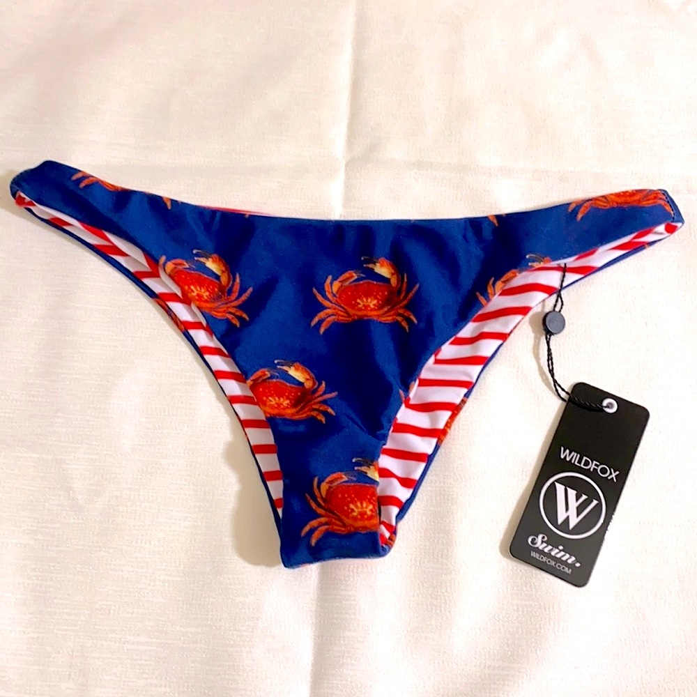 WILDFOX Women's Crab Prints-Stripes REVERSIBLE Brazilian Bikini Bottom Size S